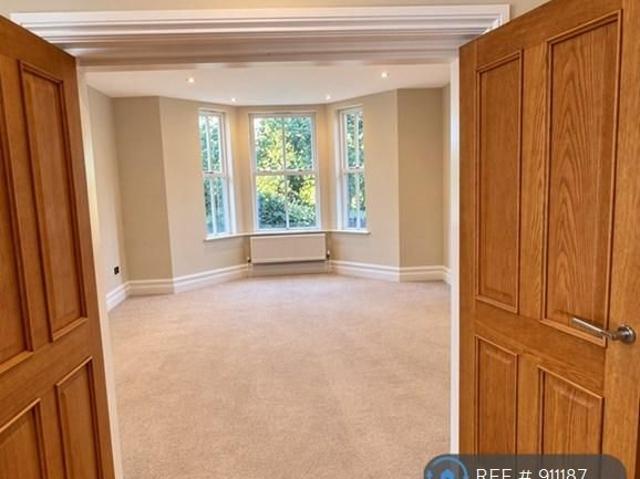 House for rent in Whitley, Higher Whitley