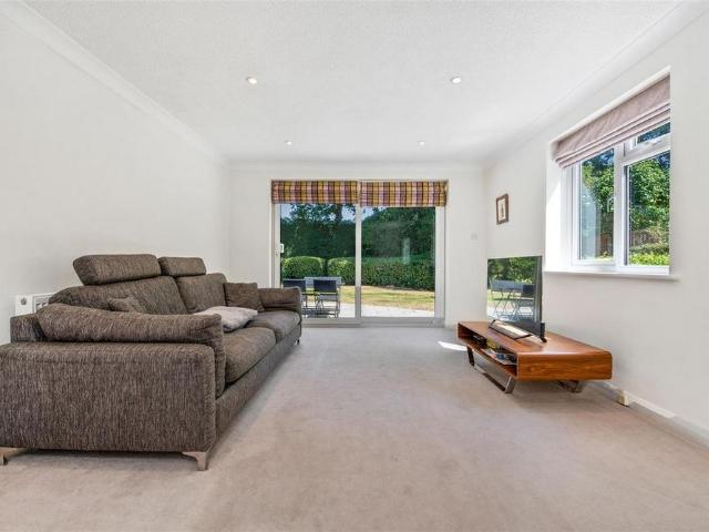 House for rent in Sunninghill and Ascot, Isle Of Man