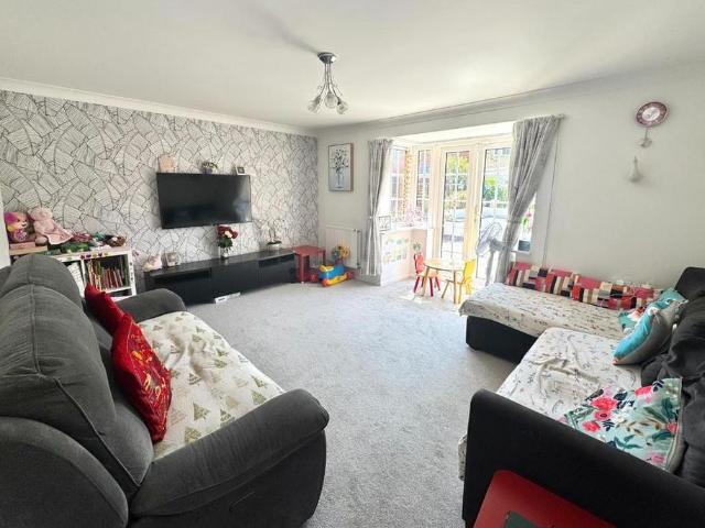 House for rent in Wootton, Northamptonshire