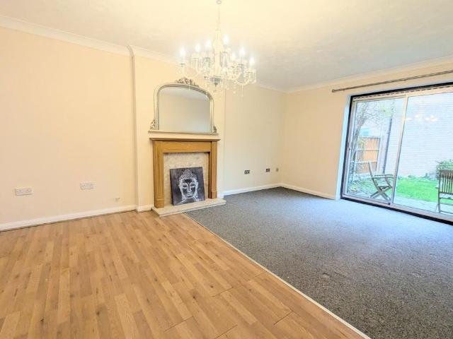 House for rent in Bedford
