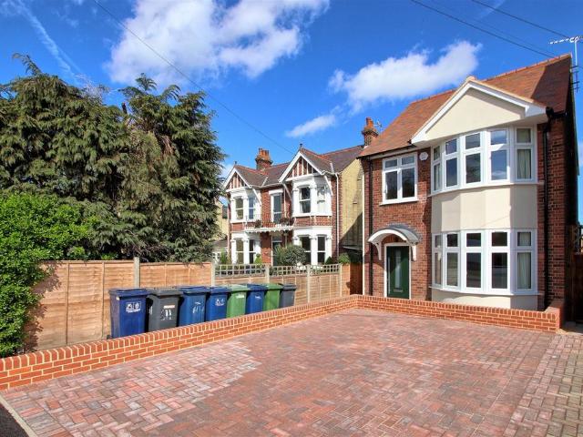 House for rent in Barnwell, Arbury