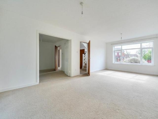 House for rent in Hartley Wintney, Hart