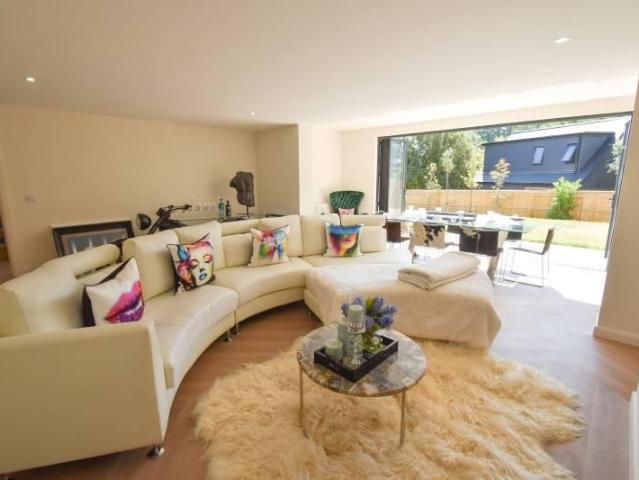 House for rent in Holywell, Eastbourne