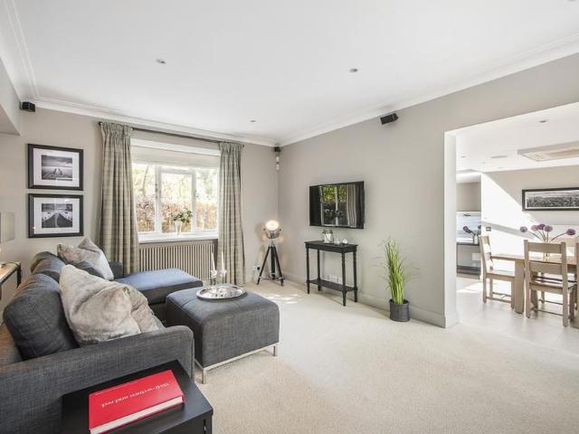 House for rent in West Kensington, Greater London
