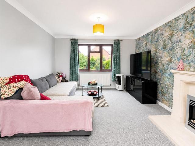 House for rent in Highwoods, Fordham Heath