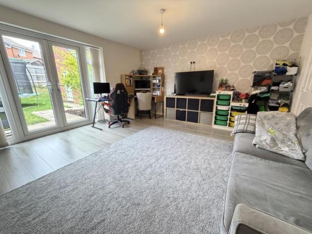 House for rent in New Bilton, Warwickshire