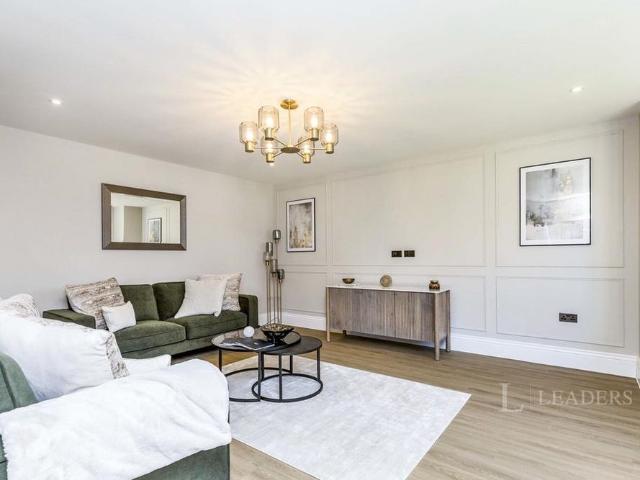 House for rent in New Town, Horsham
