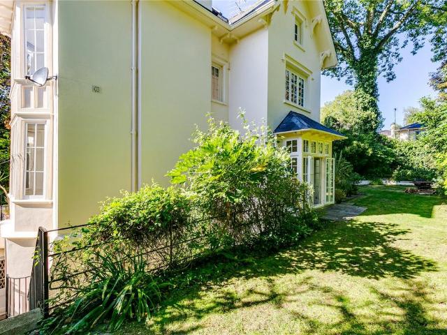 House for rent in Chalk Farm, Greater London