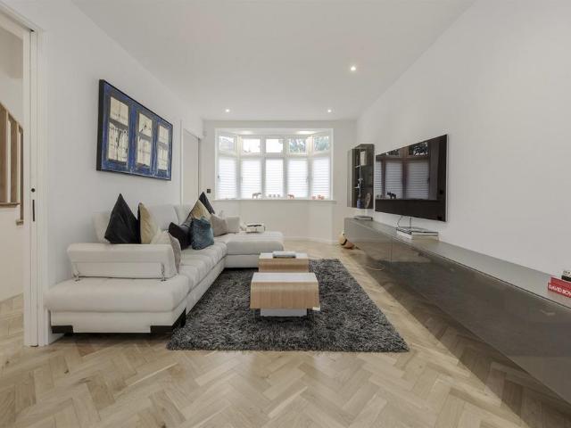 House for rent in North Kensington, Isle Of Man