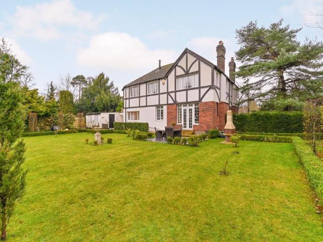 House for rent in London Borough of Croydon, Greater London