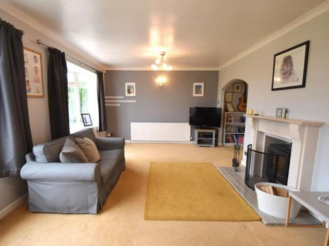 House for rent in West Exe, Newton St Cyres