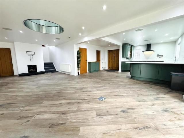 House for rent in Darley Abbey, East Midlands