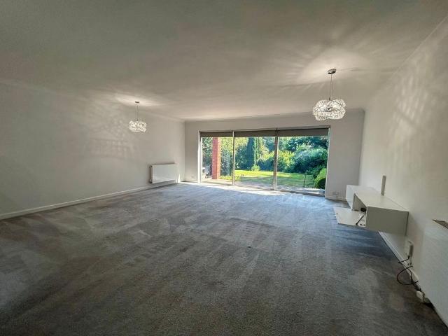 House for rent in Moorside, Salford