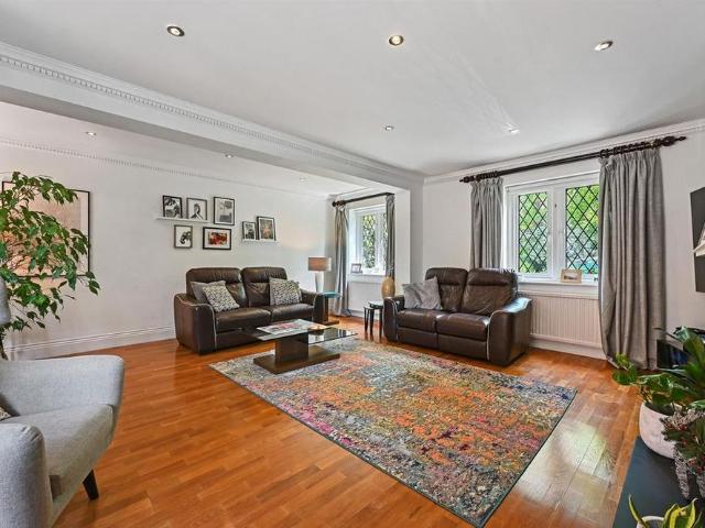 House for rent in Gerrards Cross, Denham
