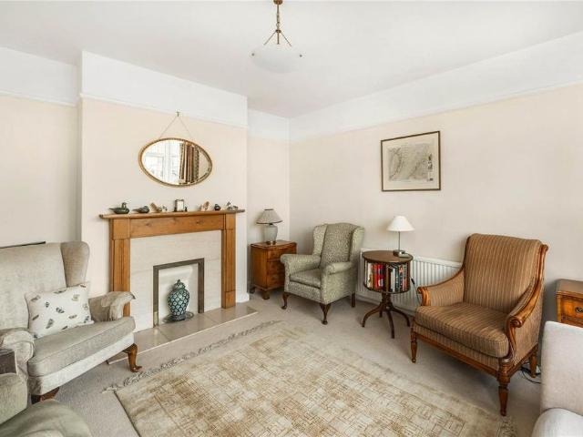 House for rent in Waverley Estate, Fole