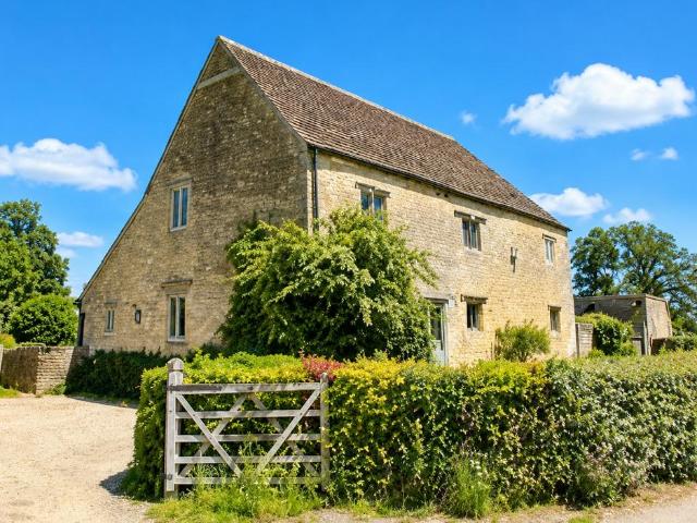 House for rent in Fossebridge, Gloucestershire