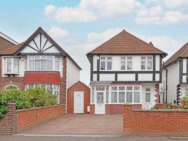 House for rent in Old Malden, Greater London
