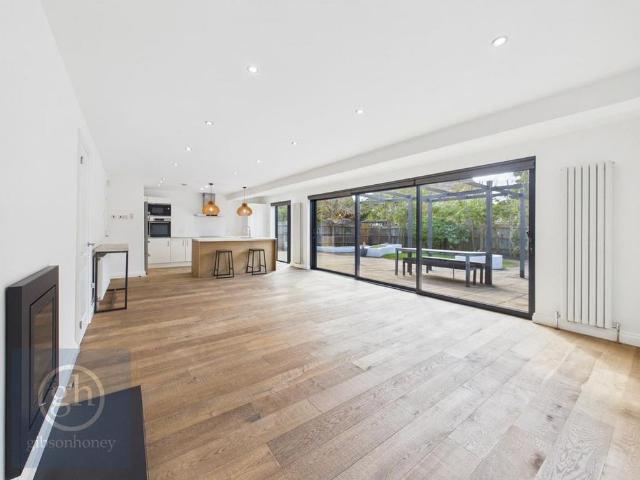 House for rent in London Borough of Hillingdon, Greater London