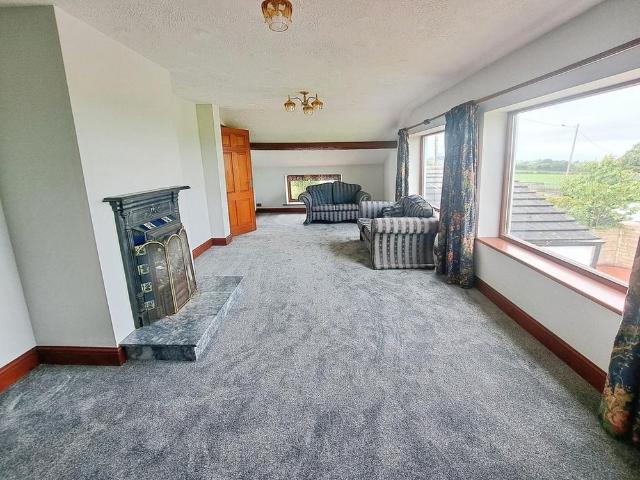 House for rent in The Haulgh, Lee Bank