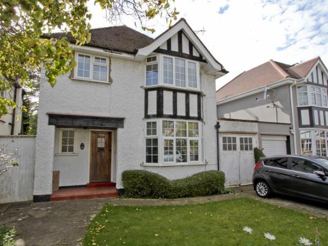 House for rent in Pinner, Greater London