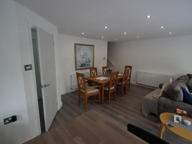 House for rent in Saddleworth, Pendock