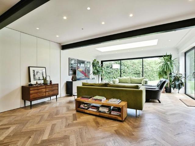 House for rent in Colshaw Farm, Wilmslow