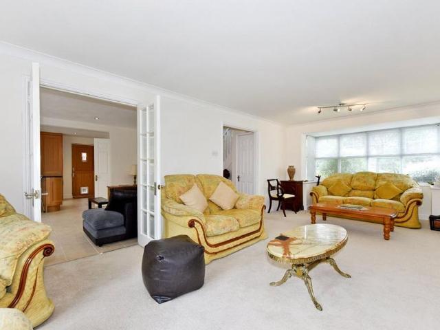 House for rent in Cobham, Elmbridge
