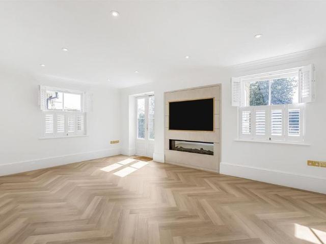House for rent in Goffs Oak, Broxbourne