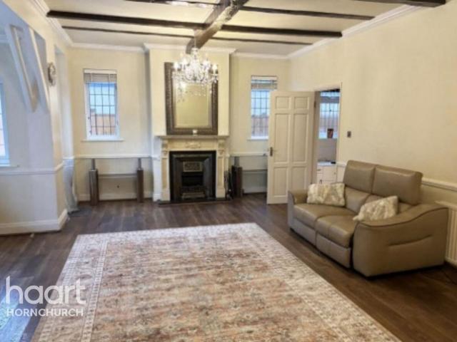 House for rent in Ardleigh Green, Greater London