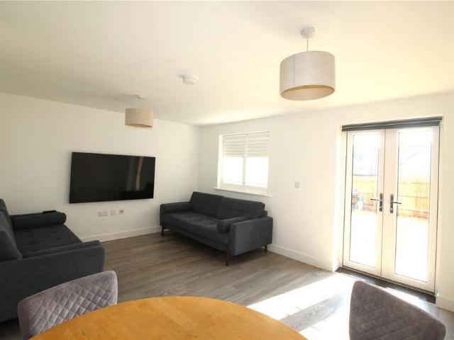 House for rent in Castle Hill, Monks Orchard