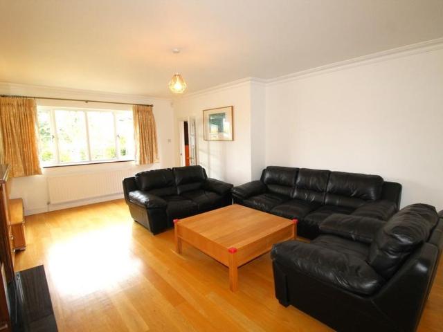 House for rent in Hutton, Navestock Side