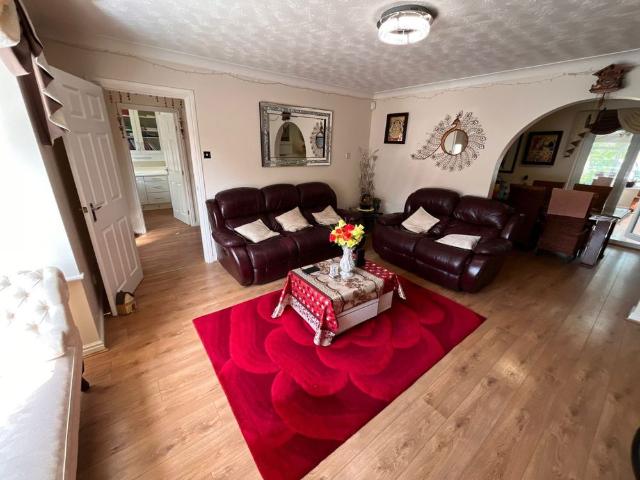 House for rent in Roundhay, West Yorkshire