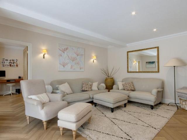 House for rent in Hawkenbury, Sandown Park