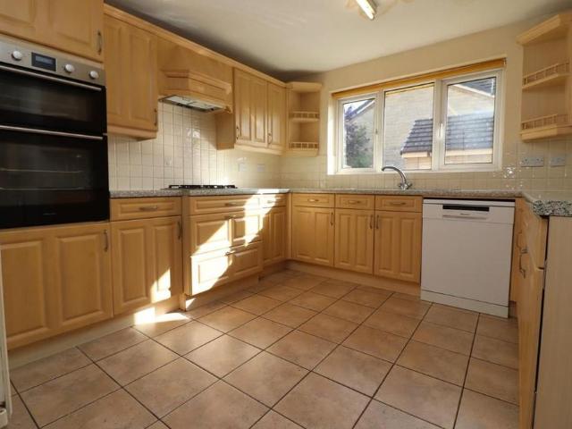 House for rent in Belmont Park, Lee Bank