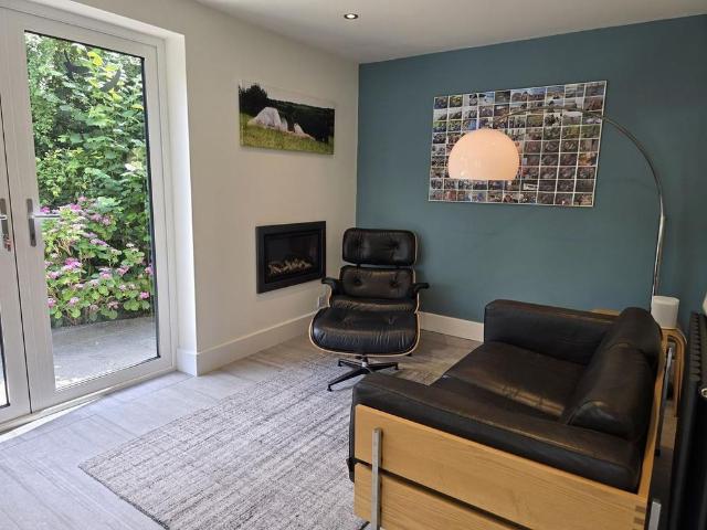 House for rent in Beaconsfield, Forty Green