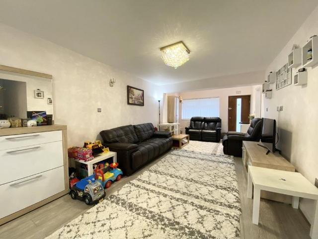 House for rent in Cheadle, Greater Manchester