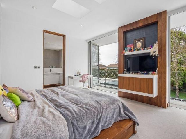 House for rent in Chepping Wycombe, Tylers Green