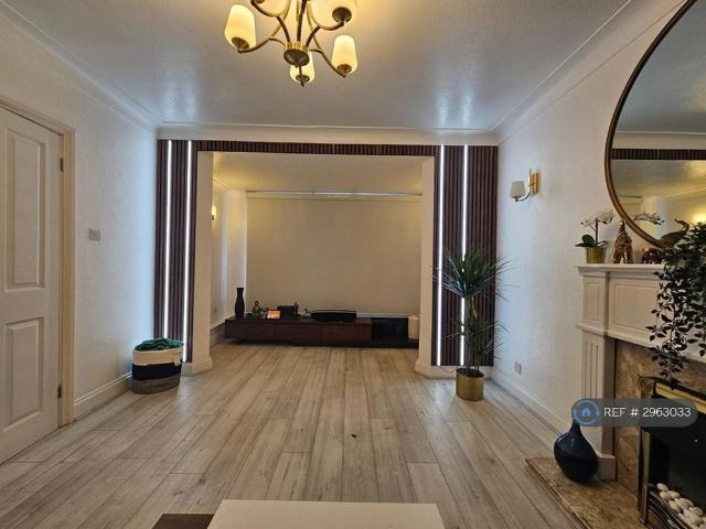 House for rent in Petts Wood, Greater London