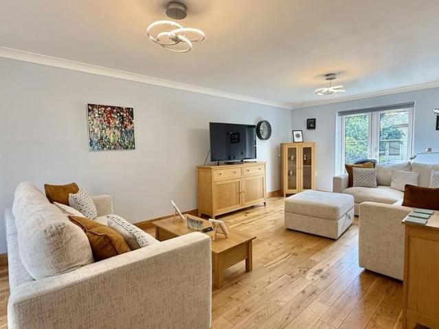 House for rent in Leighton Park, Westbury
