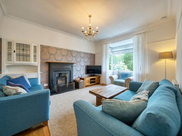 House for rent in Milngavie, Scotland