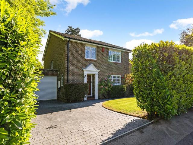 House for rent in Blackhills, Surrey