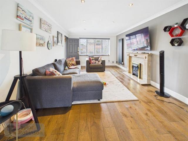 House for rent in Forge Wood, Glynde