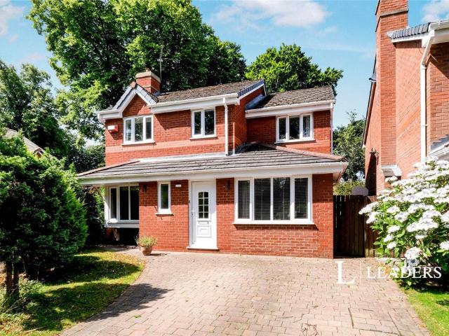 House for rent in Calderstones