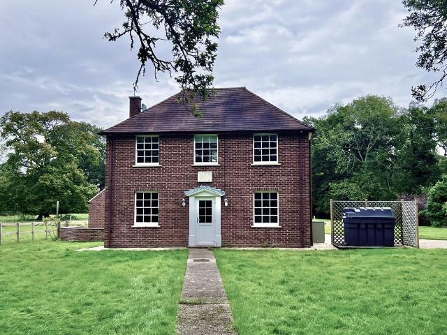 House for rent in Otterbourne, Hampshire