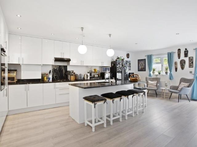 House for rent in St Albans, Five Acres