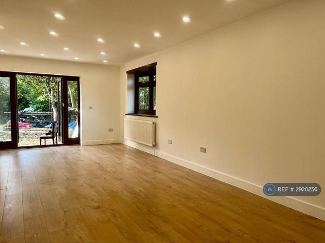 House for rent in Harold Hill, Greater London