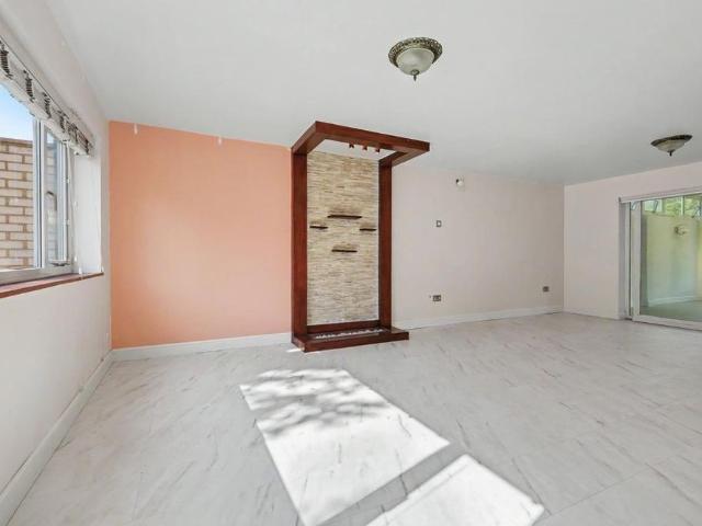 House for rent in Lee Chapel, Essex