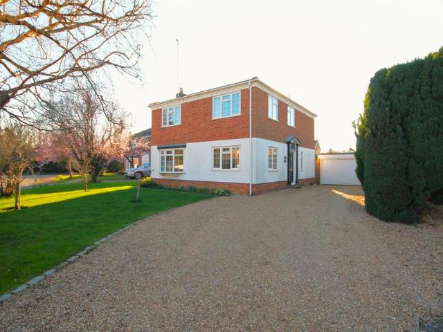 House for rent in Shiplake, Berrick Salome
