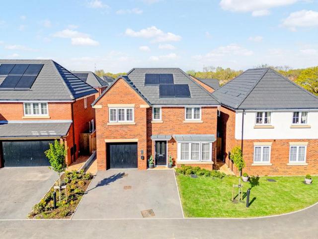House for rent in Lunts Heath, Widnes