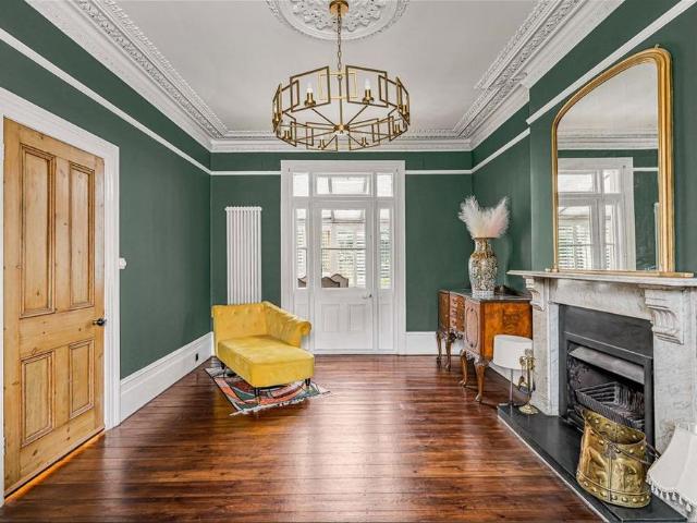 House for rent in London Borough of Croydon, Greater London